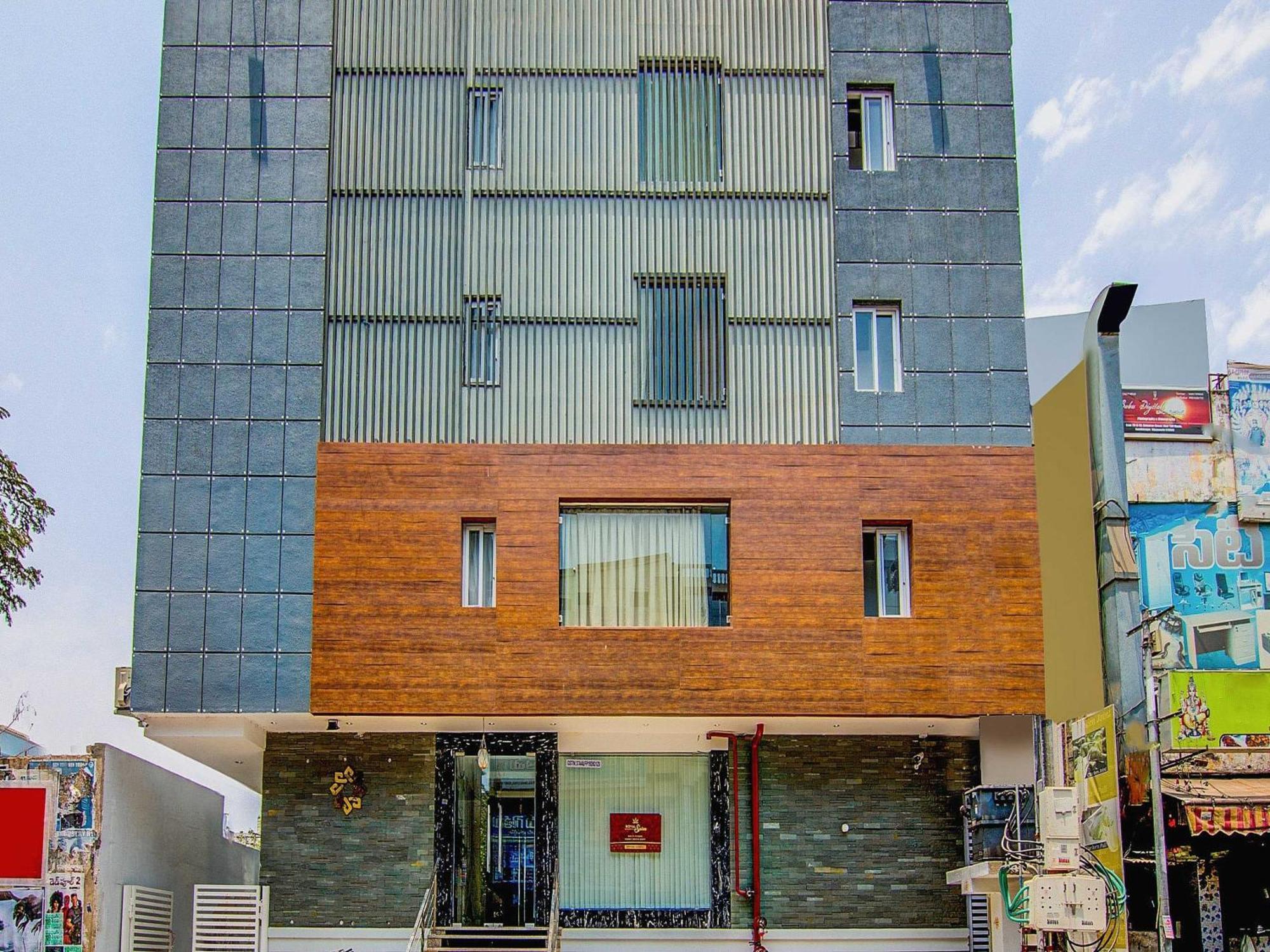 Capital O Pratibha Grand Hotel Vijayawada