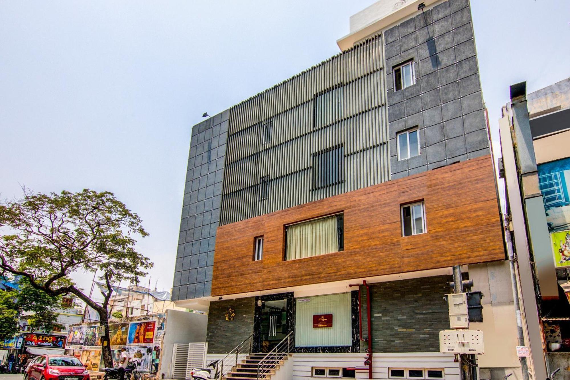 Capital O Pratibha Grand Hotel Vijayawada