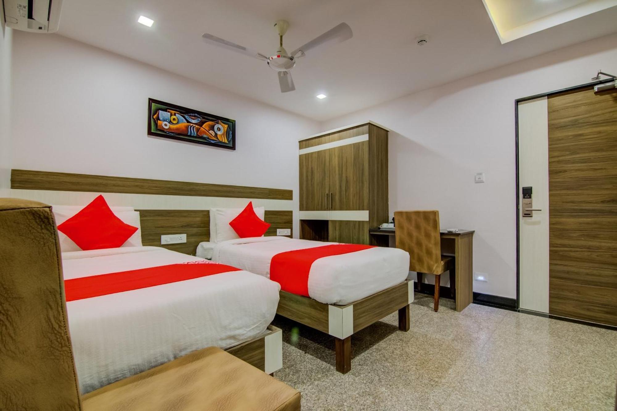 होटल Capital O Pratibha Grand 3*